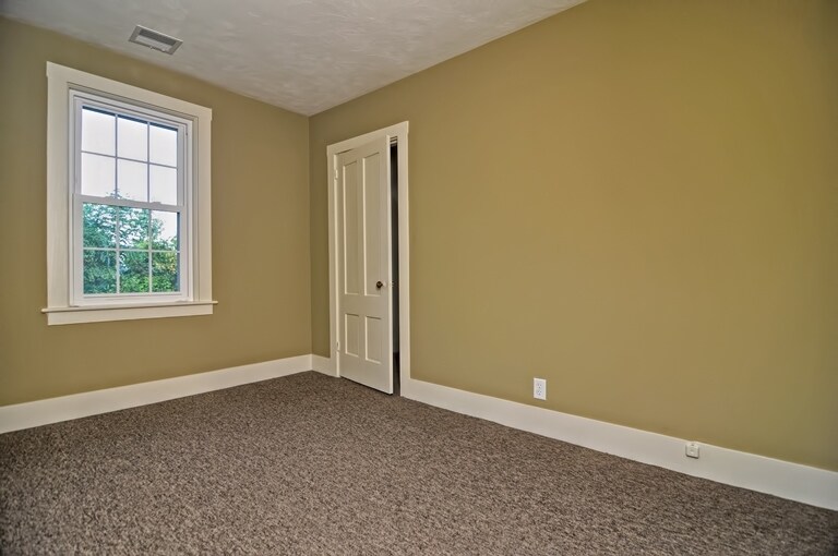 More Photos Of 661 South St W, Raynham Office For Lease