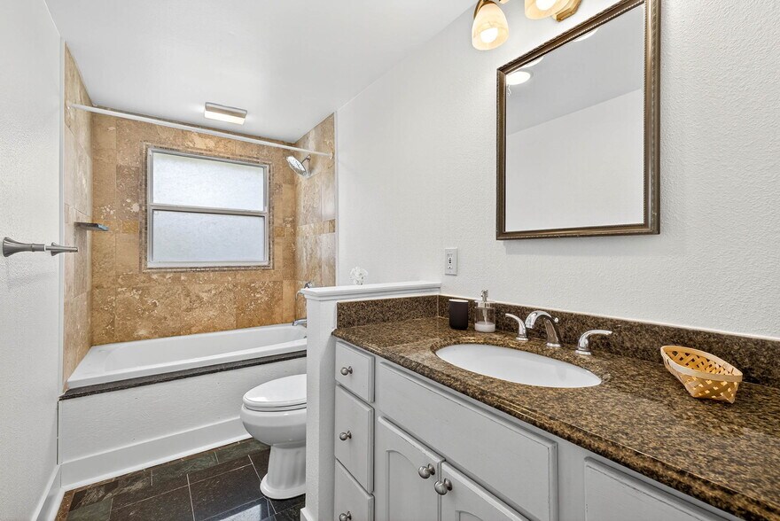 More Photos Of 3225 W Shell Point Rd, Ruskin Apartments For Sale