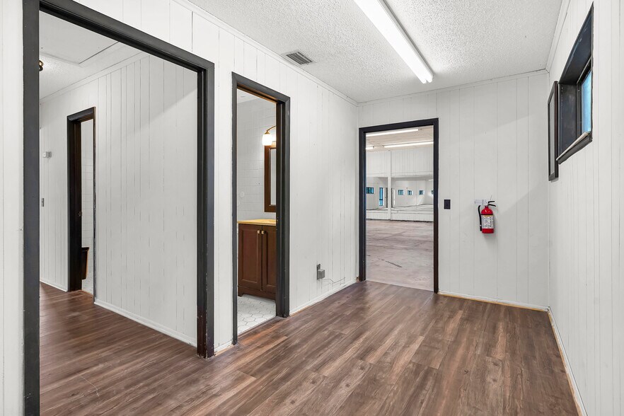 More Photos Of 3740 San Jose Pl, Jacksonville Office For Sale