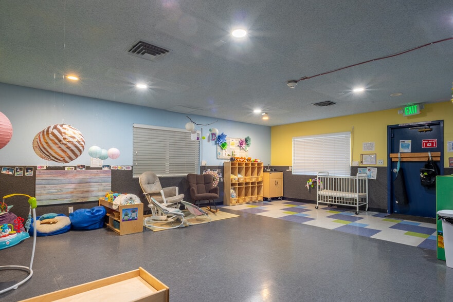 More Photos Of 555 Page St, Las Vegas Daycare Center For Lease