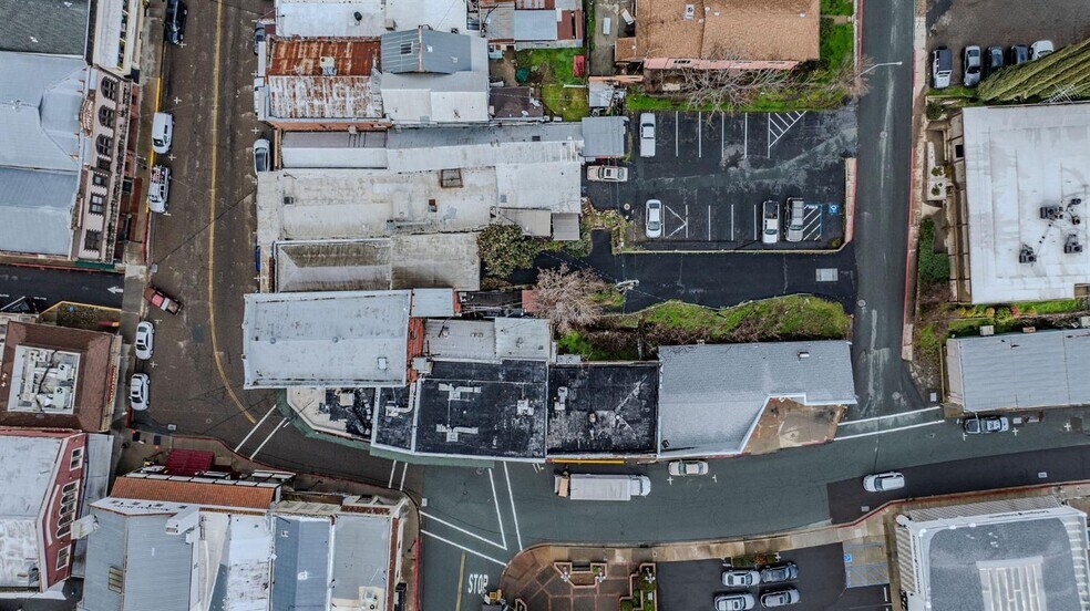 More Photos Of 4 Main St, Jackson General Retail For Sale