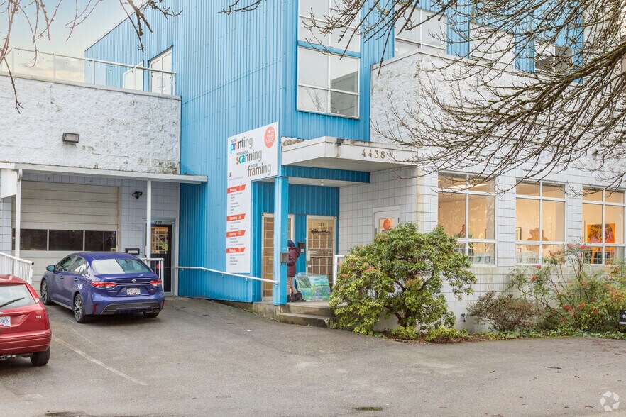 More Photos Of 4438 Juneau St, Burnaby Warehouse For Lease