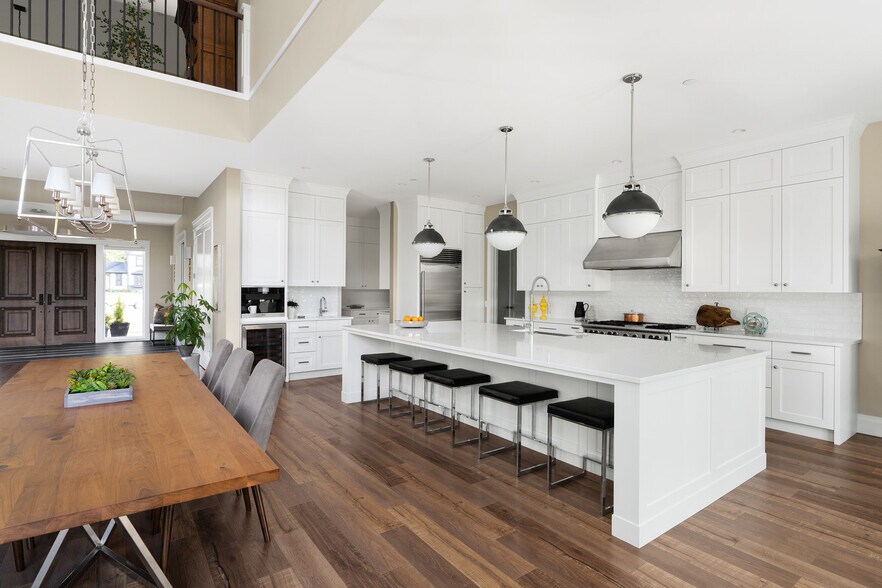 More Photos Of 9175 Gilmour, Mission Specialty For Sale