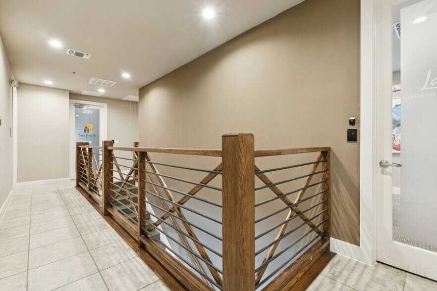 More Photos Of 361 W Byron Nelson Blvd, Roanoke Office For Sale