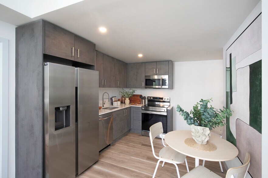 More Photos Of 51 NW 28th St, Miami Apartments For Sale