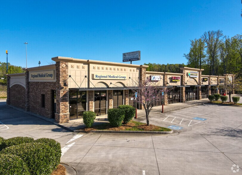 Primary Photo Of 2022 Fairburn Rd, Douglasville Freestanding For Lease