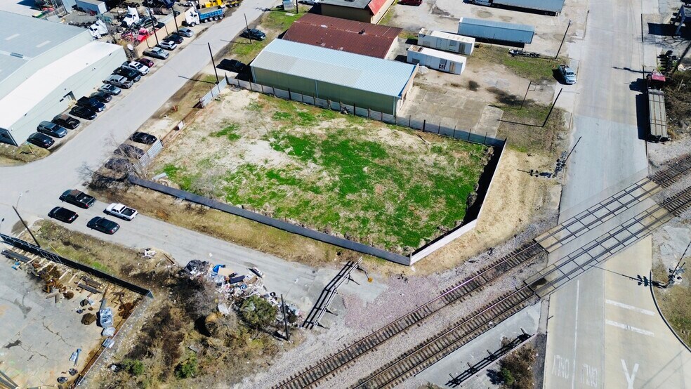 More Photos Of 2323 Daugherty St, Houston Land For Lease