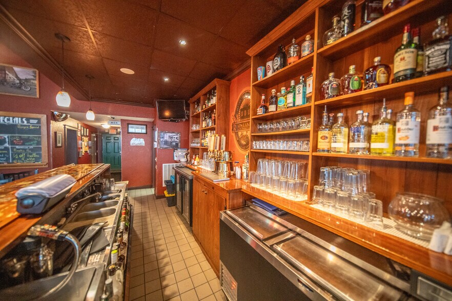 More Photos Of 70555 202nd Ave, Reads Landing Restaurant For Sale