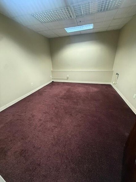 More Photos Of 150 N Main St, Fall River Apartments For Lease