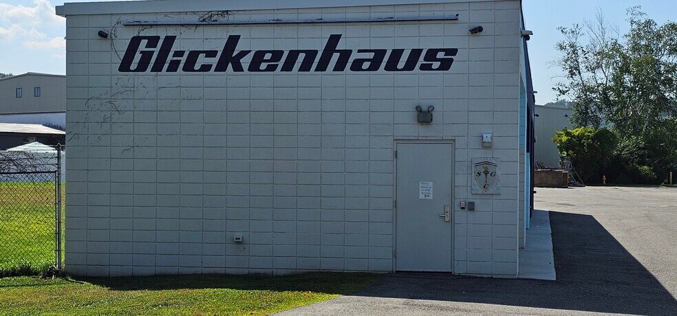 More Photos Of 45B Miry Brook Rd, Danbury Manufacturing For Sale