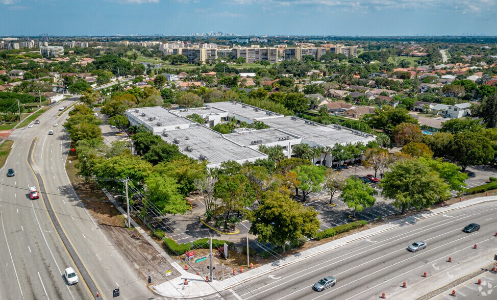 More Photos Of 4300 N University Dr, Lauderhill Medical For Lease