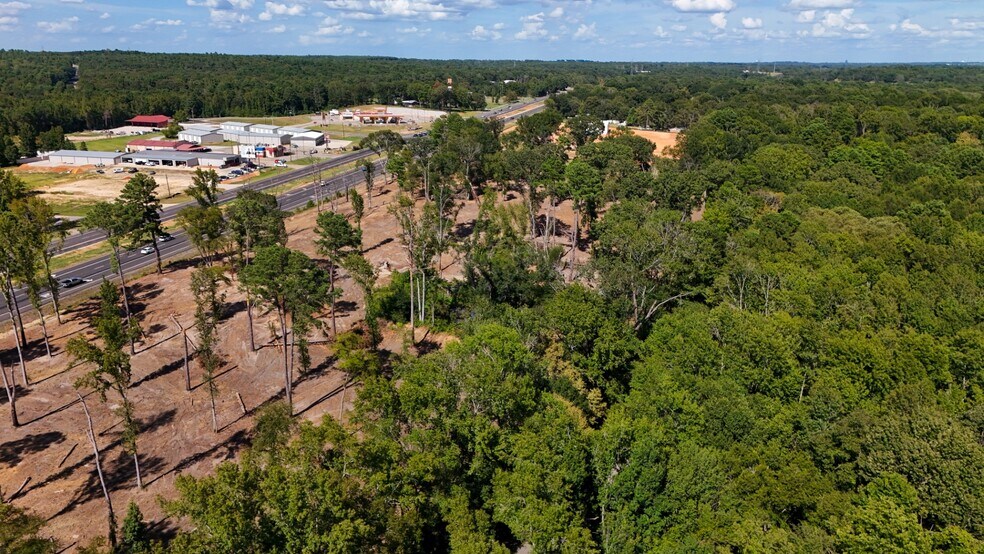 More Photos Of 16393 Highway 31, Tyler Land For Sale