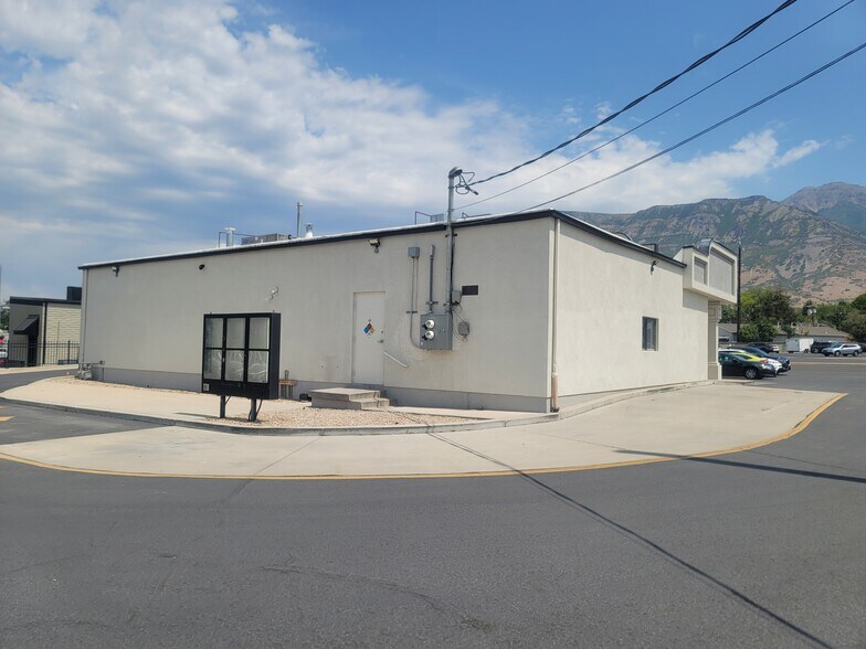 More Photos Of 46-48 E State Rd, Pleasant Grove Fast Food For Lease