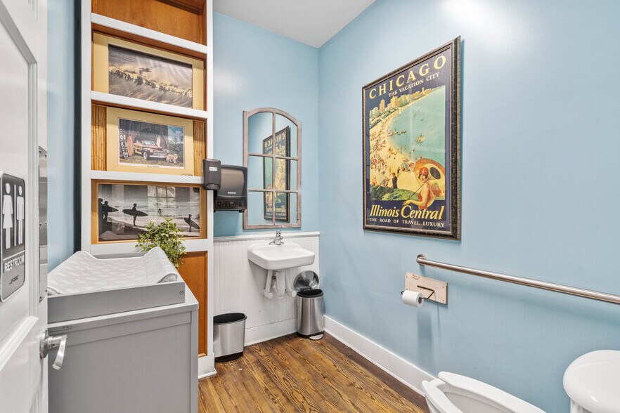 More Photos Of 925 10th St, Port Royal Restaurant For Sale