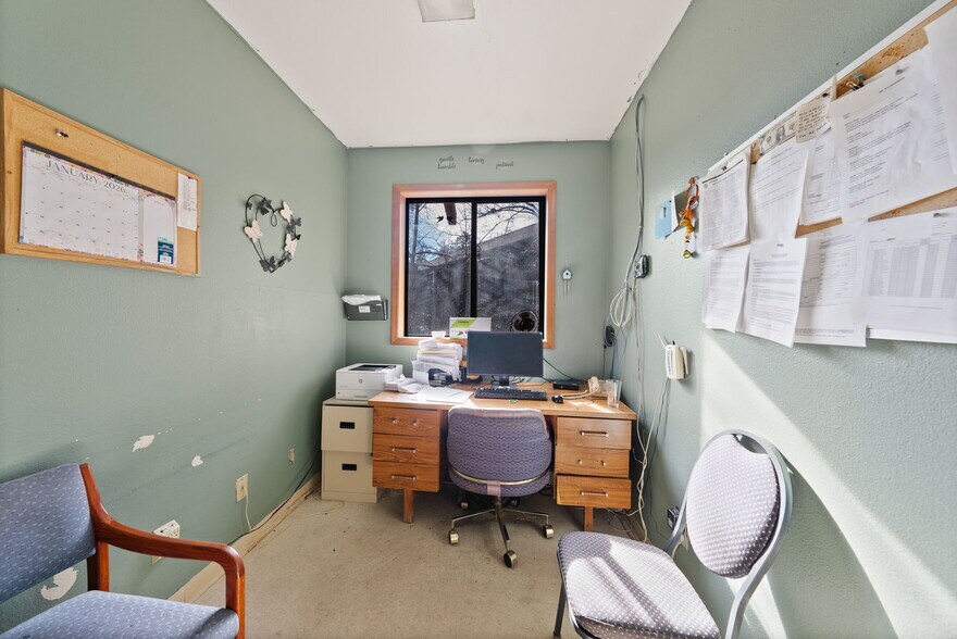 More Photos Of 3105 NE O. B. Riley Rd, Bend Hotel For Sale