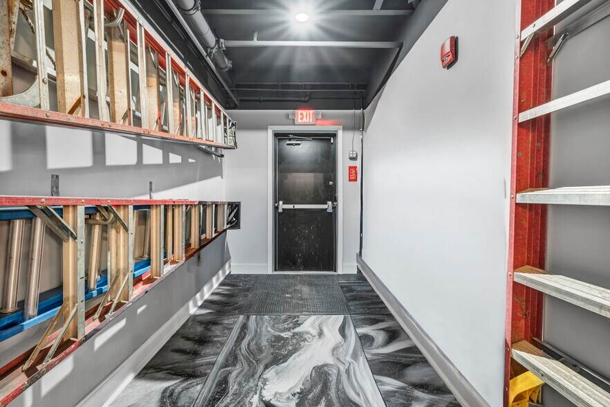 More Photos Of 1025 E Fifth Ave, Columbus Warehouse For Lease