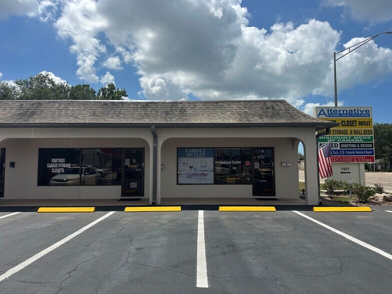 More Photos Of 1901 Tamiami Trl S, Venice General Retail For Lease