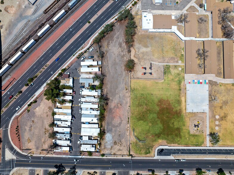 More Photos Of 5556 W Grand Ave, Glendale Land For Sale