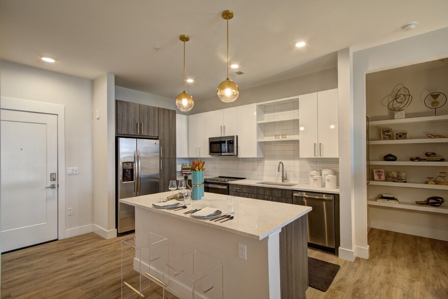 More Photos Of 1520 Mockingbird Ln, Charlotte Apartments For Lease