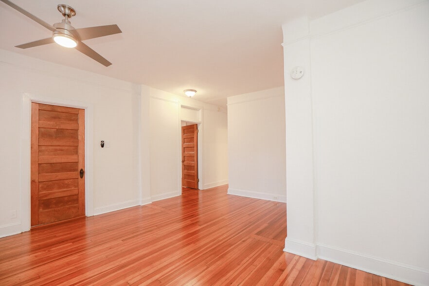 More Photos Of 819 Colonial Ave, Norfolk Apartments For Sale