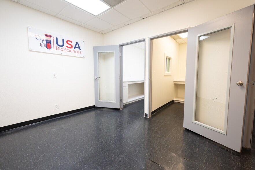 More Photos Of 601 S Rancho Dr, Las Vegas Medical For Sale