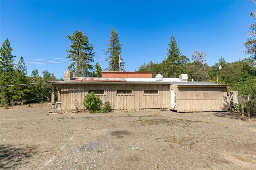 More Photos Of 2080 Smith Flat Rd, Placerville General Retail For Sale