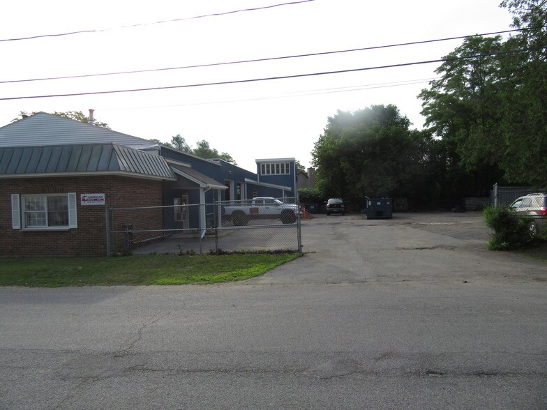 More Photos Of 2323 Second Ave, Schenectady Warehouse For Sale