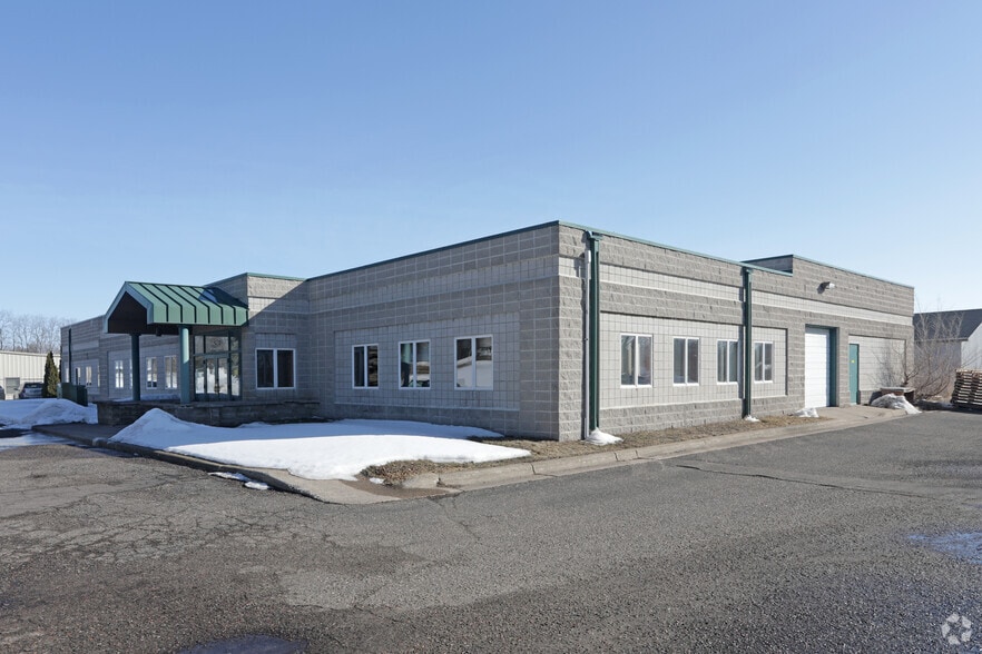 Primary Photo Of 5201 Gershwin Ave N, Oakdale Office For Sale