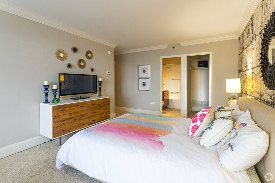 More Photos Of 800 S 4th St, Louisville Apartments For Lease