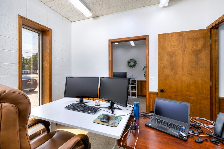 More Photos Of 410 W Liberty St, Sumter Office Residential For Sale