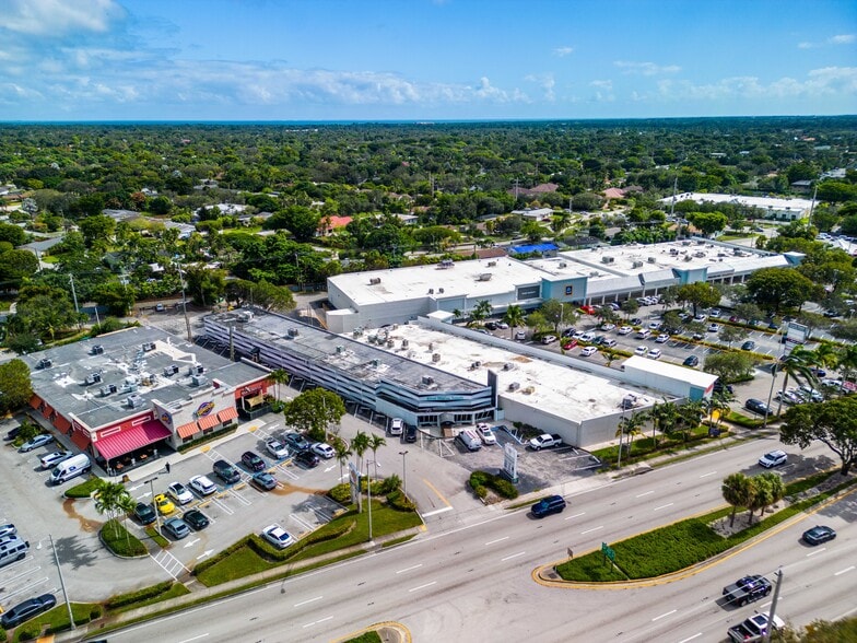 More Photos Of 14951 S Dixie Hwy, Palmetto Bay Freestanding For Sale