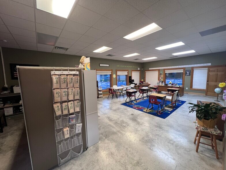 More Photos Of 9393 Old Highway 54, New Bloomfield Daycare Center For Sale