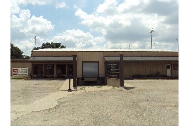 More Photos Of 640 E Highway 199, Springtown Warehouse For Sale