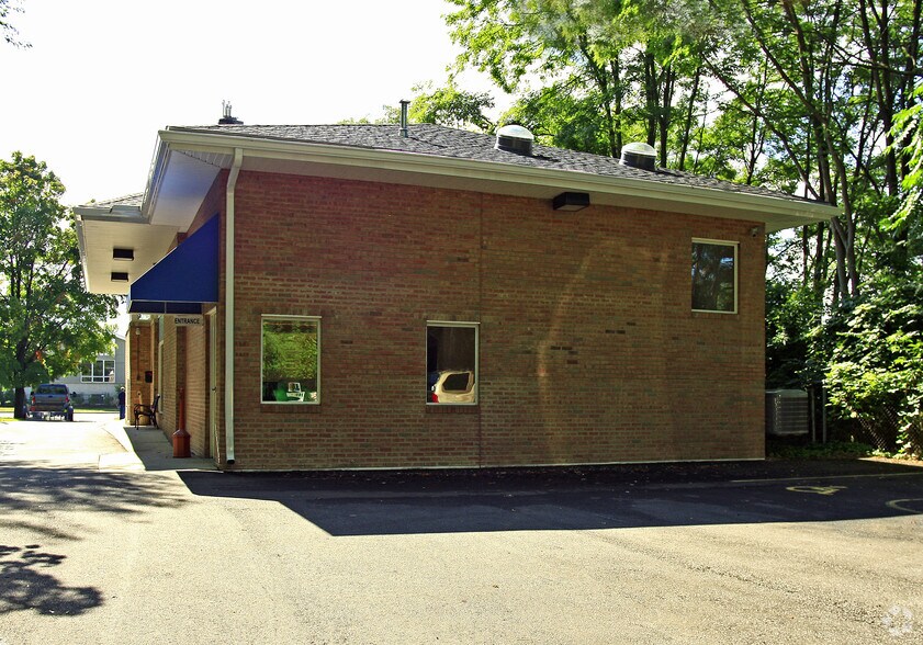 More Photos Of 1100 Mentor Ave, Painesville Office For Sale