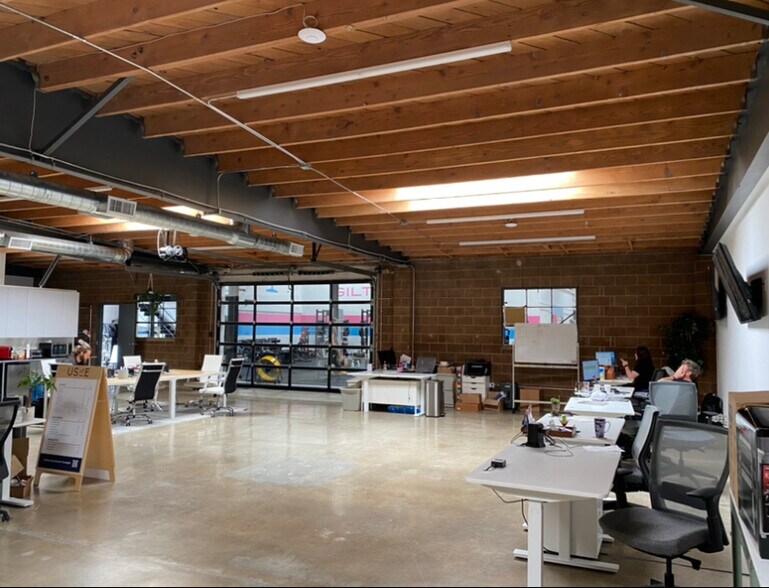 More Photos Of 236 California St, El Segundo Flex For Lease