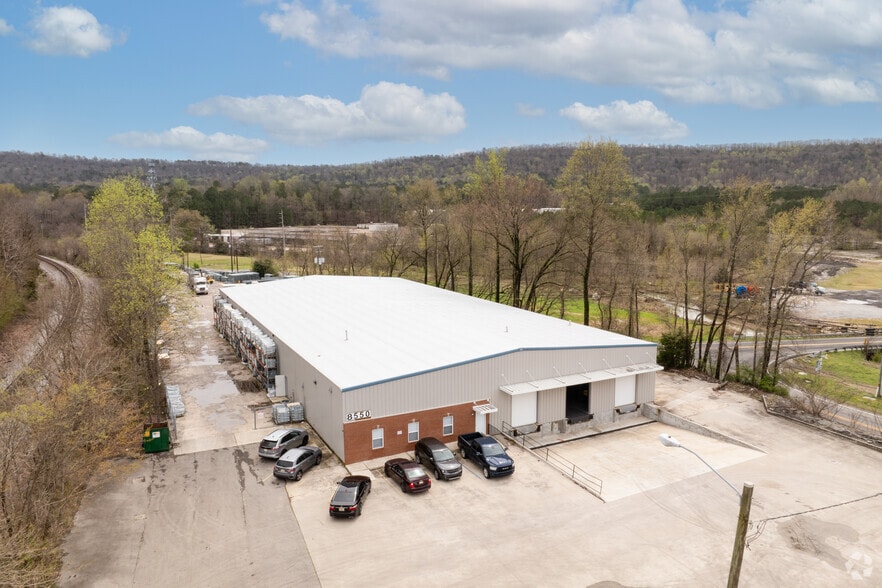 More Photos Of 8550 Parkway Drive, Leeds Warehouse For Sale