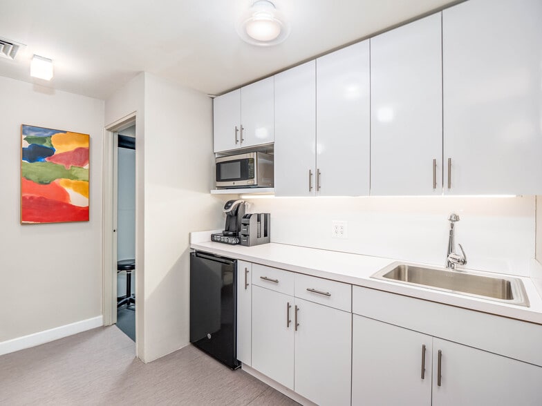 More Photos Of 1199 Park Ave, New York Apartments For Sale