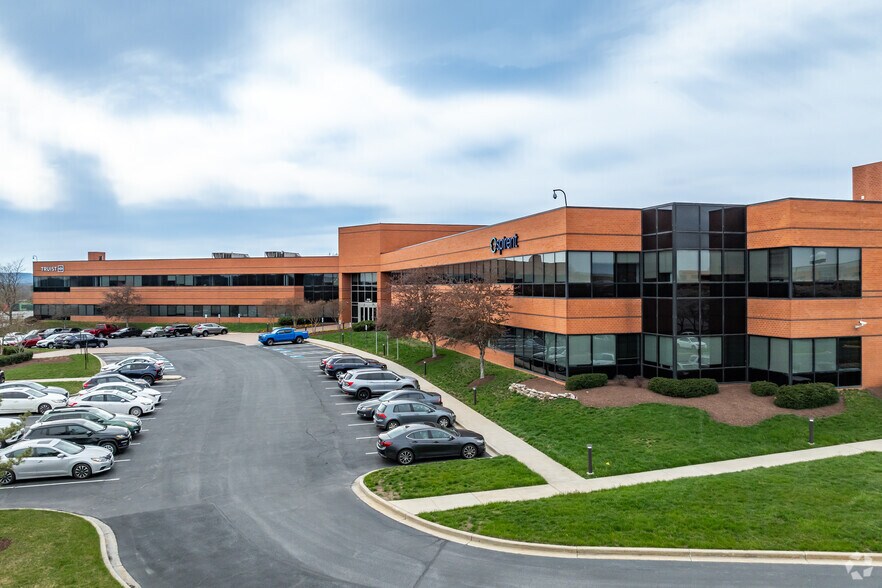 More Photos Of 5280 Corporate Dr, Frederick Office For Lease