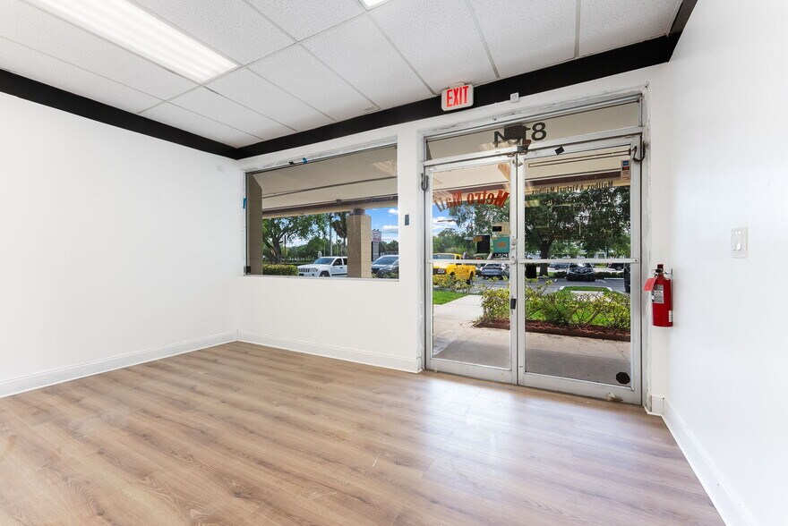 More Photos Of 8106-8186 N University Dr, Tamarac Unknown For Lease