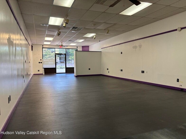 More Photos Of 1076-1090 Morton Blvd, Kingston Storefront Retail Office For Lease