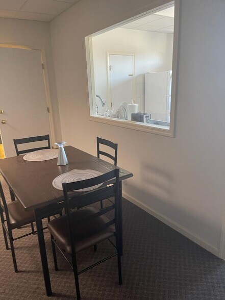 More Photos Of 13748 Center St, Carmel Valley Office Residential For Lease