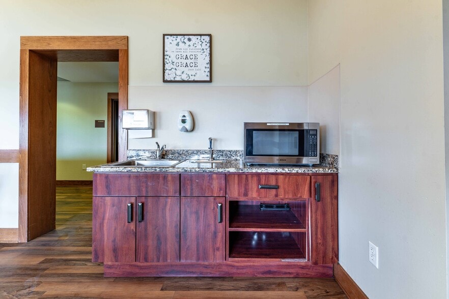 More Photos Of 394 Woodland Dr, Fergus Falls Assisted Living For Sale