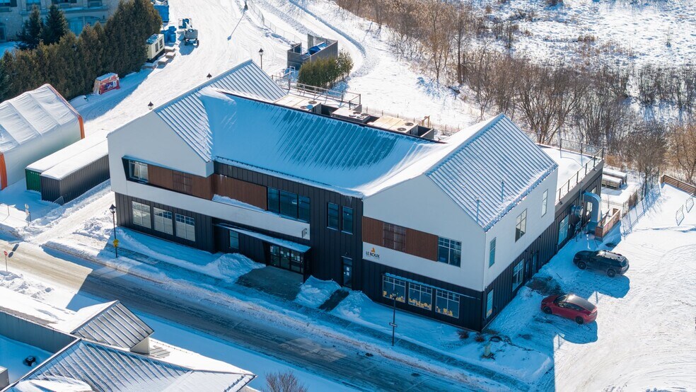 Primary Photo Of 65 Rue De La Rive Droite, Bromont Storefront Retail Office For Sale