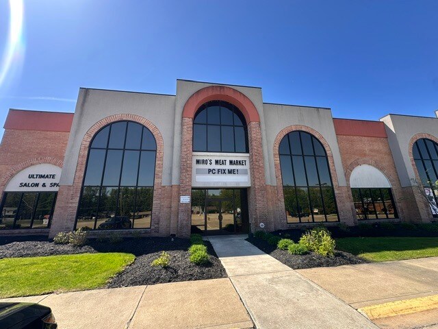 More Photos Of 34900 Lake Shore Blvd, Eastlake General Retail For Lease