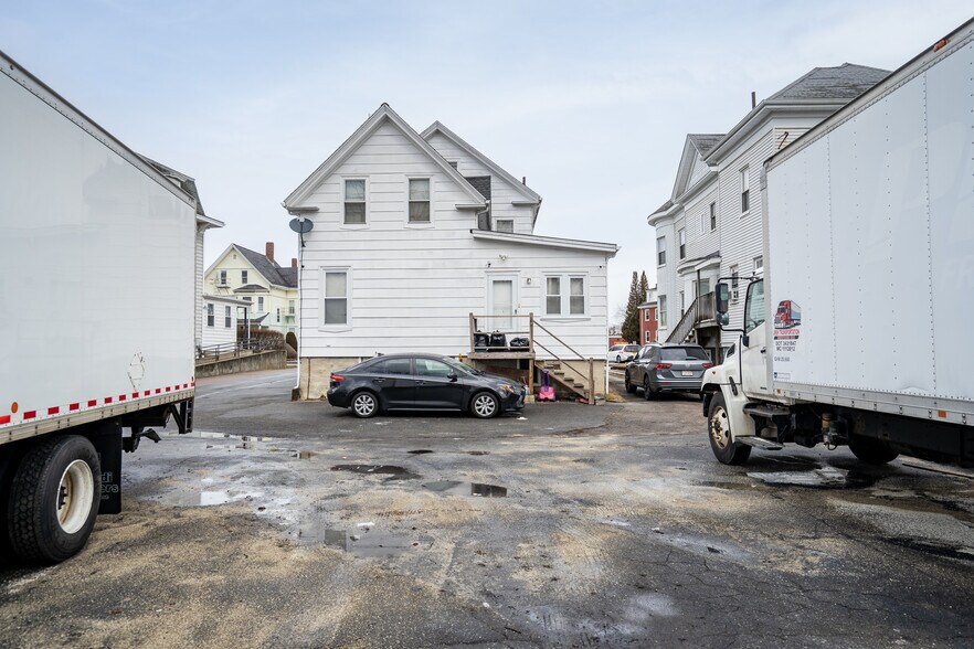 More Photos Of 161 High St, Taunton Office Residential For Sale