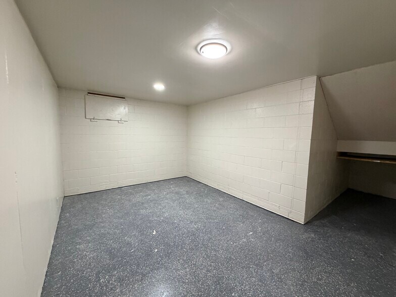 More Photos Of 19830 Lake Chabot Rd, Castro Valley Medical For Lease