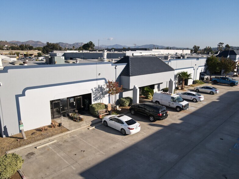 More Photos Of 208 Greenfield Dr, El Cajon Unknown For Lease