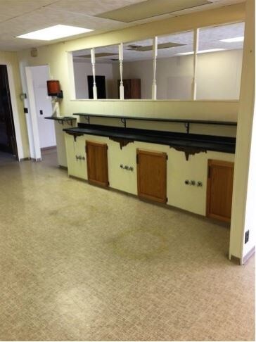 More Photos Of 11 N Meridian St, Washington Office For Sale