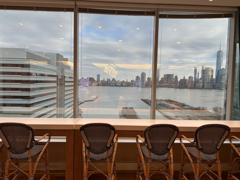 More Photos Of 499 Washington Blvd, Jersey City Office For Lease