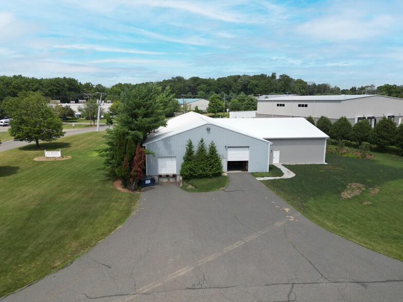 More Photos Of 20 Wilson Dr, Sparta Light Distribution For Sale